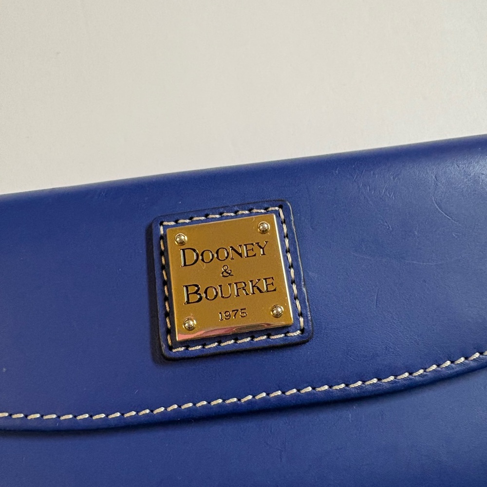 Dooney & Bourke Cobalt Blue Leather Continental Wallet with Logo Plaque - Picture 3 of 11